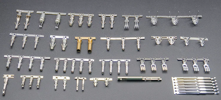 Terminali batteria in rame, connettore terminale in ottone, terminale di stampaggio di precisione 