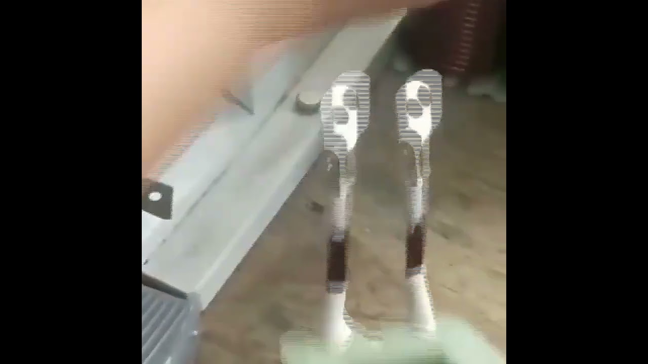 Stampo singolo a U per formatura automatica dei fili