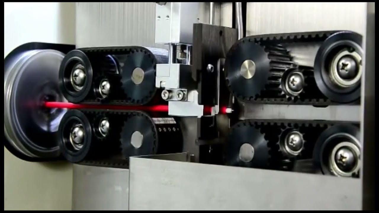 Macchina spellacavi coassiale semi-automatica: precisione ed efficienza