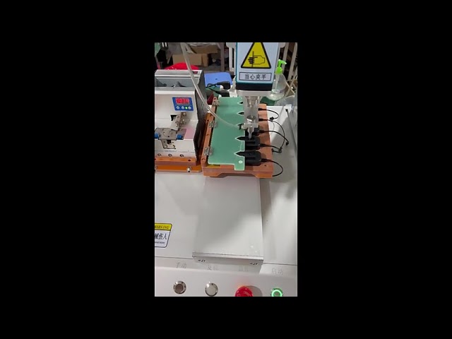 Macchina Automatica per Viti Phillips per Router e Switch | Assemblaggio Industriale