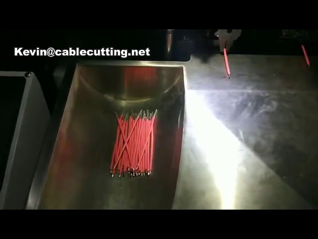 Macchina per crimpatura terminali a occhiello, spelatura e taglio cavi, terminali PCB – Automazione completa